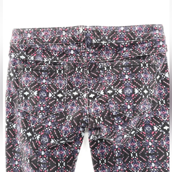 Free People | 26 | Cropped Velvet Pants - Picture 4 of 10